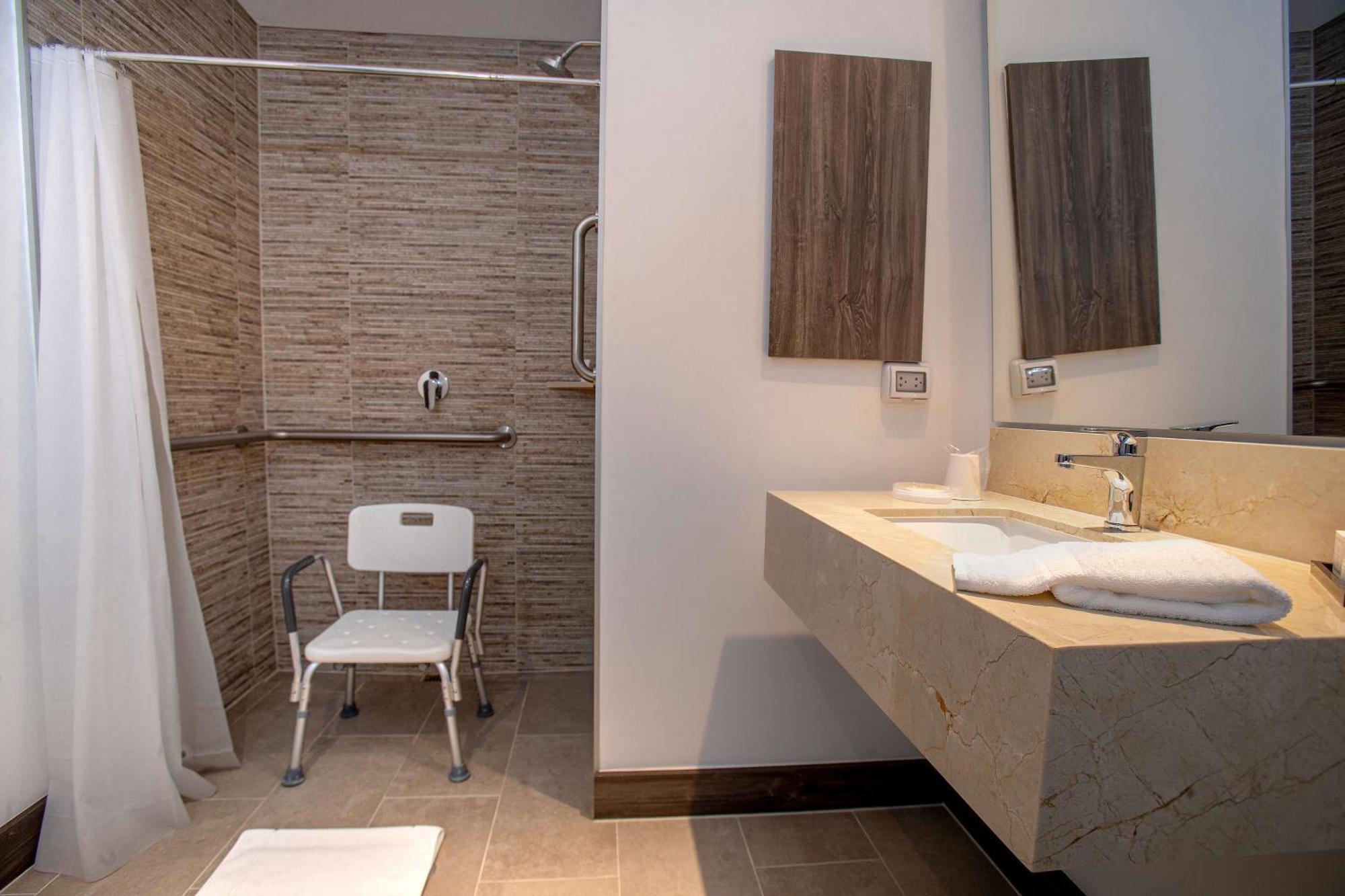 Hampton By Hilton Lima San Isidro Hotel Eksteriør billede