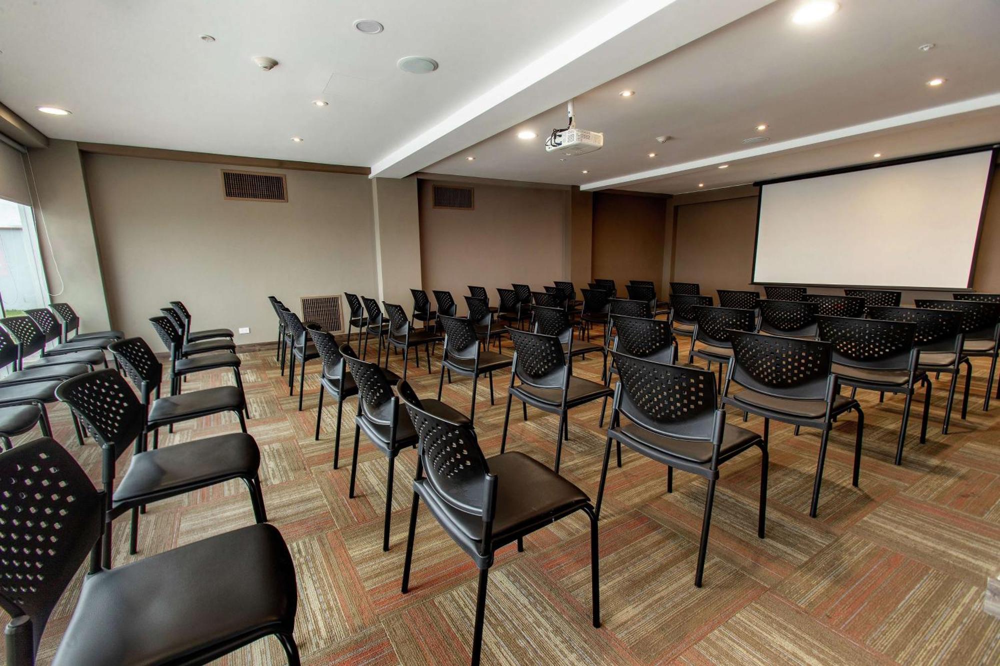 Hampton By Hilton Lima San Isidro Hotel Eksteriør billede